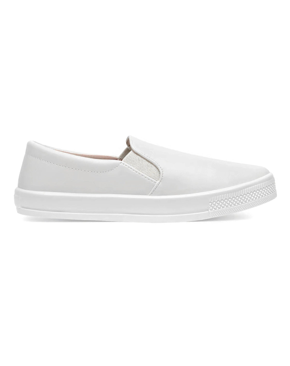 Tênis Feminino Manu slip on branco em vista lateral, mostrando o solado com faixa texturizada — foto 2