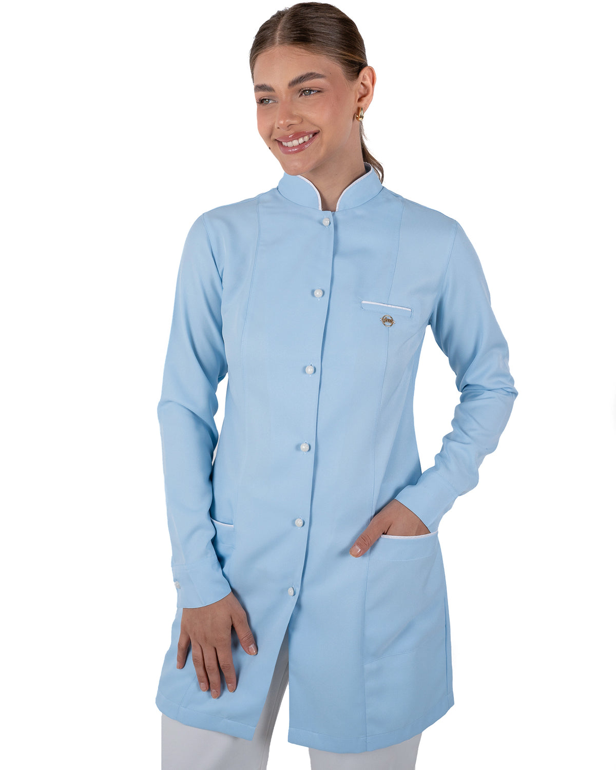 Jaleco Feminino Slim Charm Azul Claro com vies na cor branca. Modelagem Acinturada com tecido gabardine premium de alta qualidade. — foto 5
