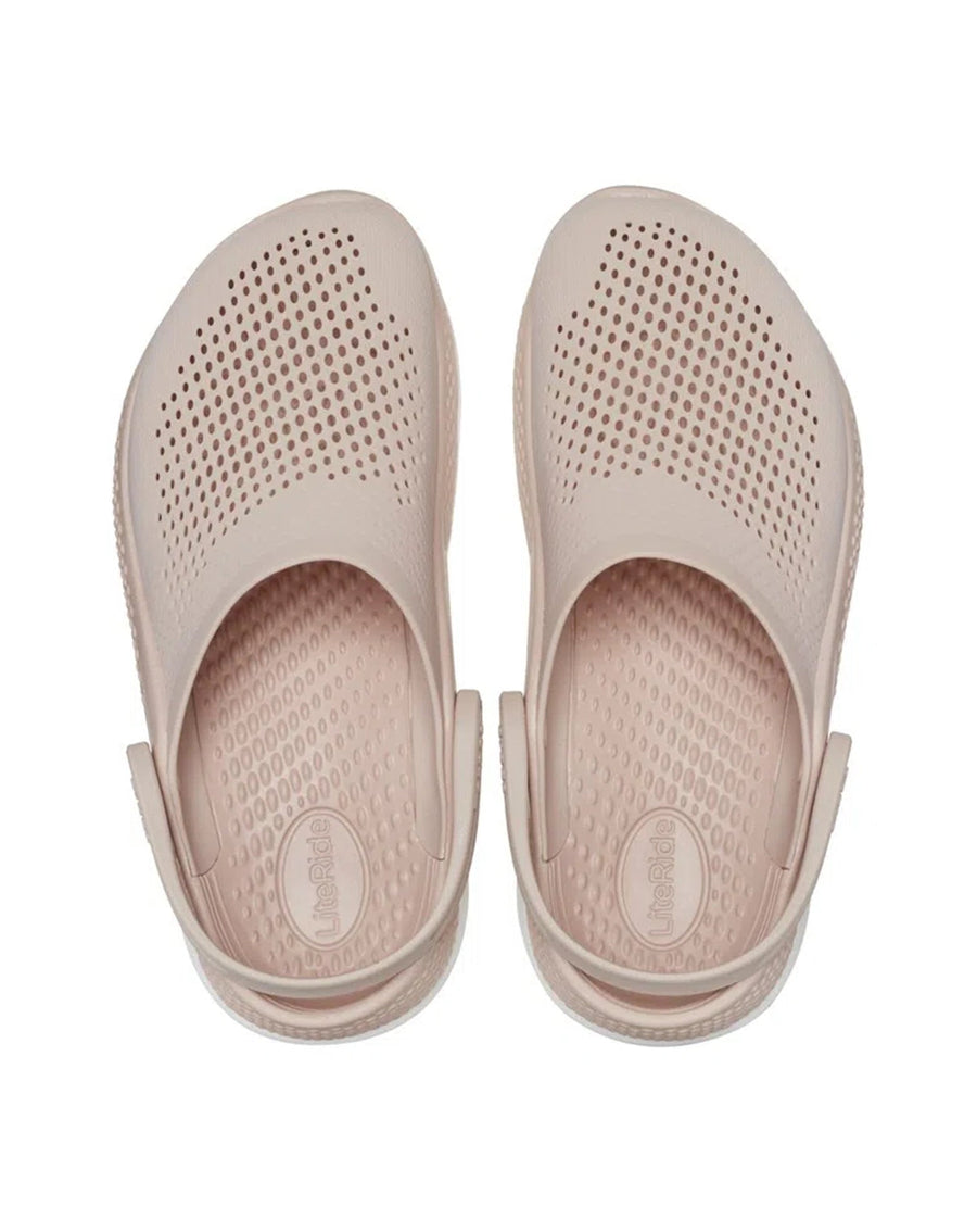 Par da Sandália Crocs LiteRide 360 Clog Pink Clay White visto de cima, com palmilha LiteRide e cabedal perfurado