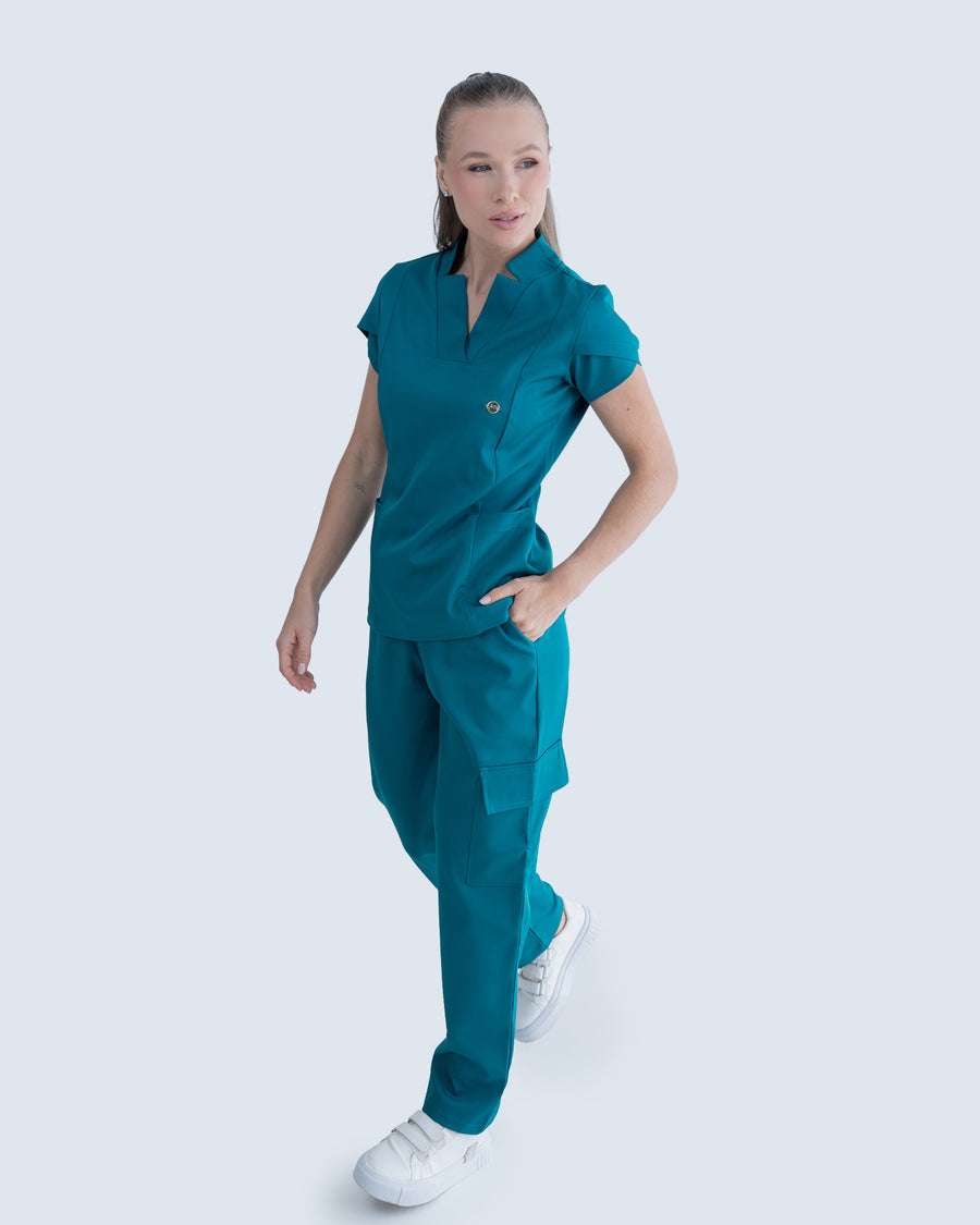 Scrub Feminino Essential Verde Esmeralda